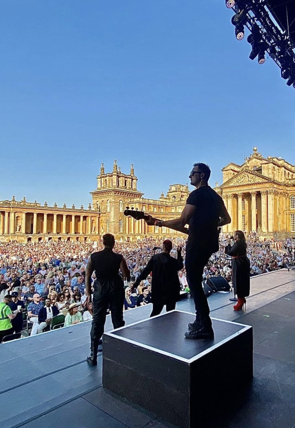 overwater bassist Dan Ezard performing at Blenheim palace 